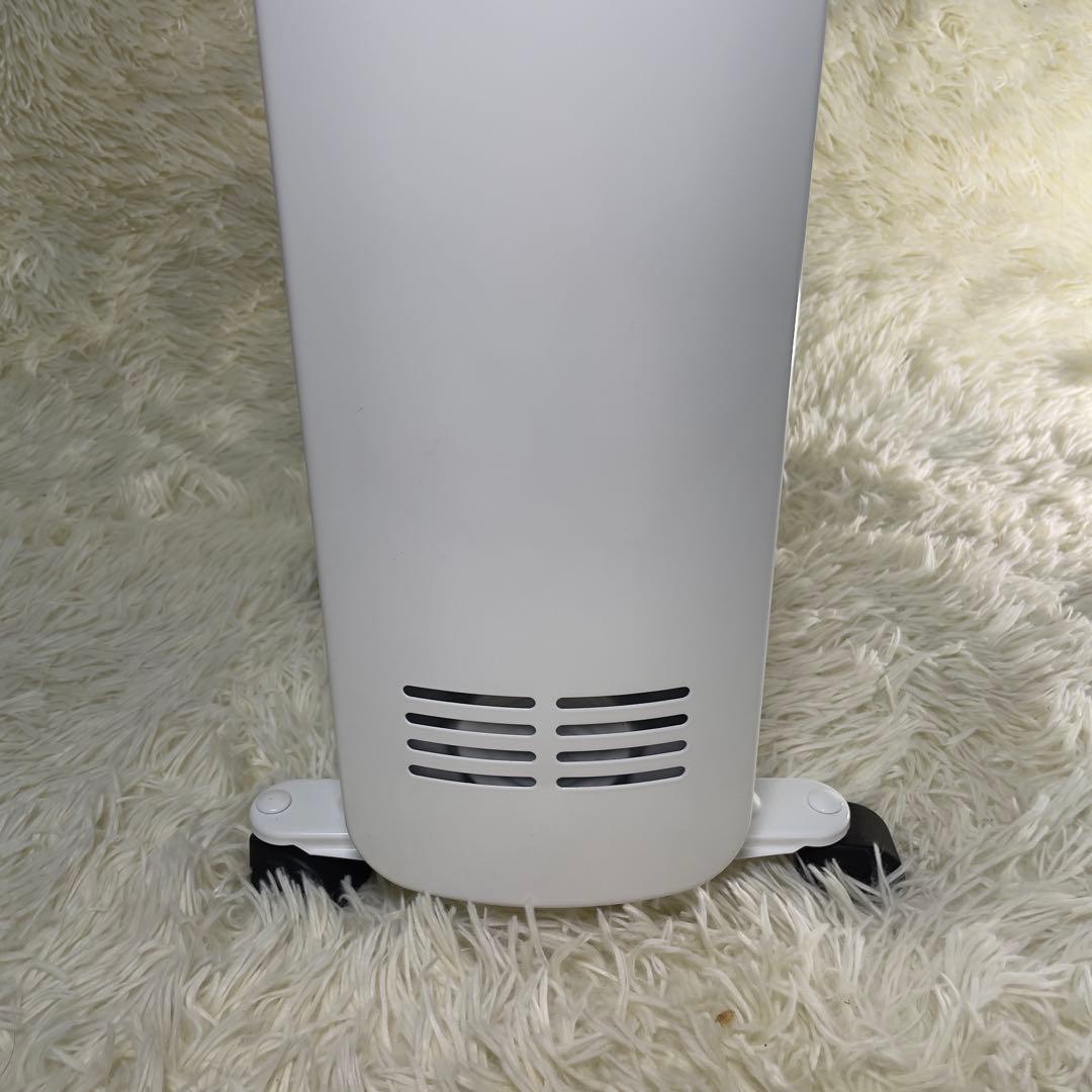 【美品】アイリスオーヤマ オイルヒーター IWH2-1208M-W 2022年式