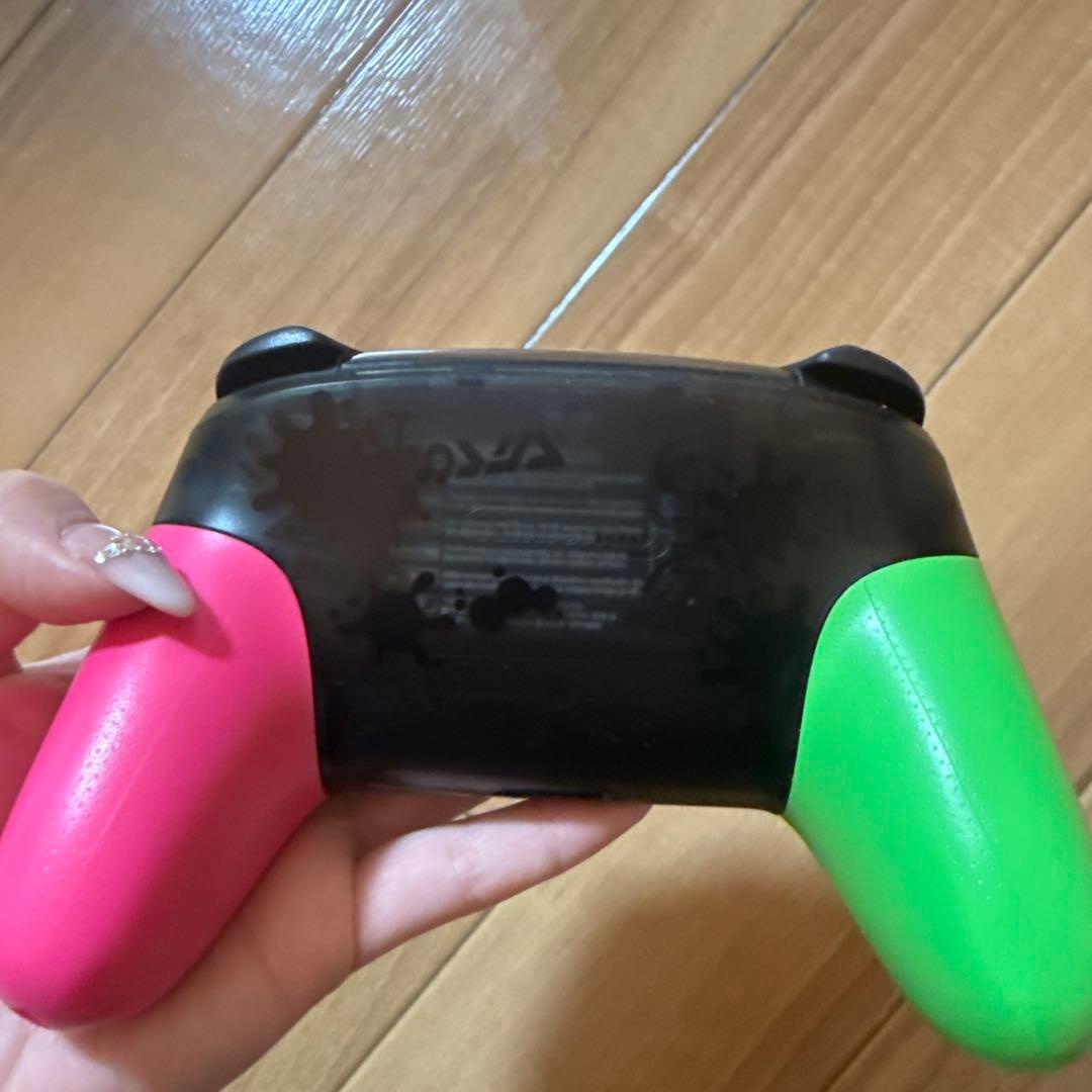 Nintendo Switch ネオンブルー・レッド本体+スプラトゥーンプロコン