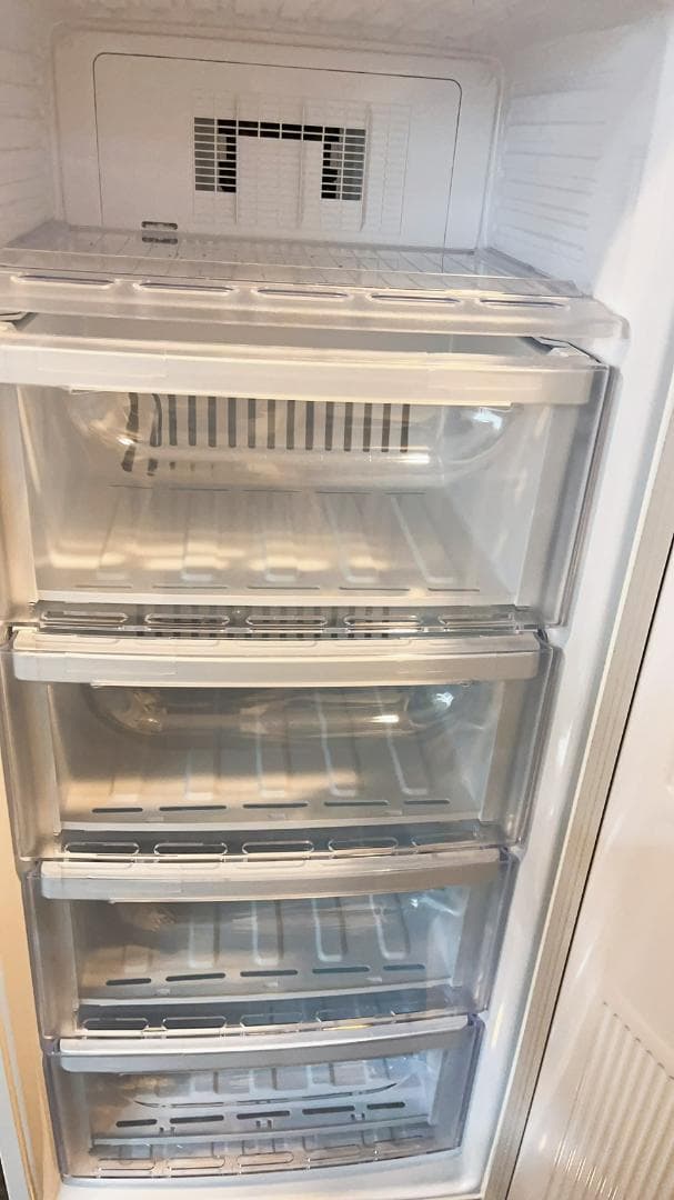 三菱電機ノンフロン冷凍庫 MF-U12G-W 2022年製 MITSUBISHI