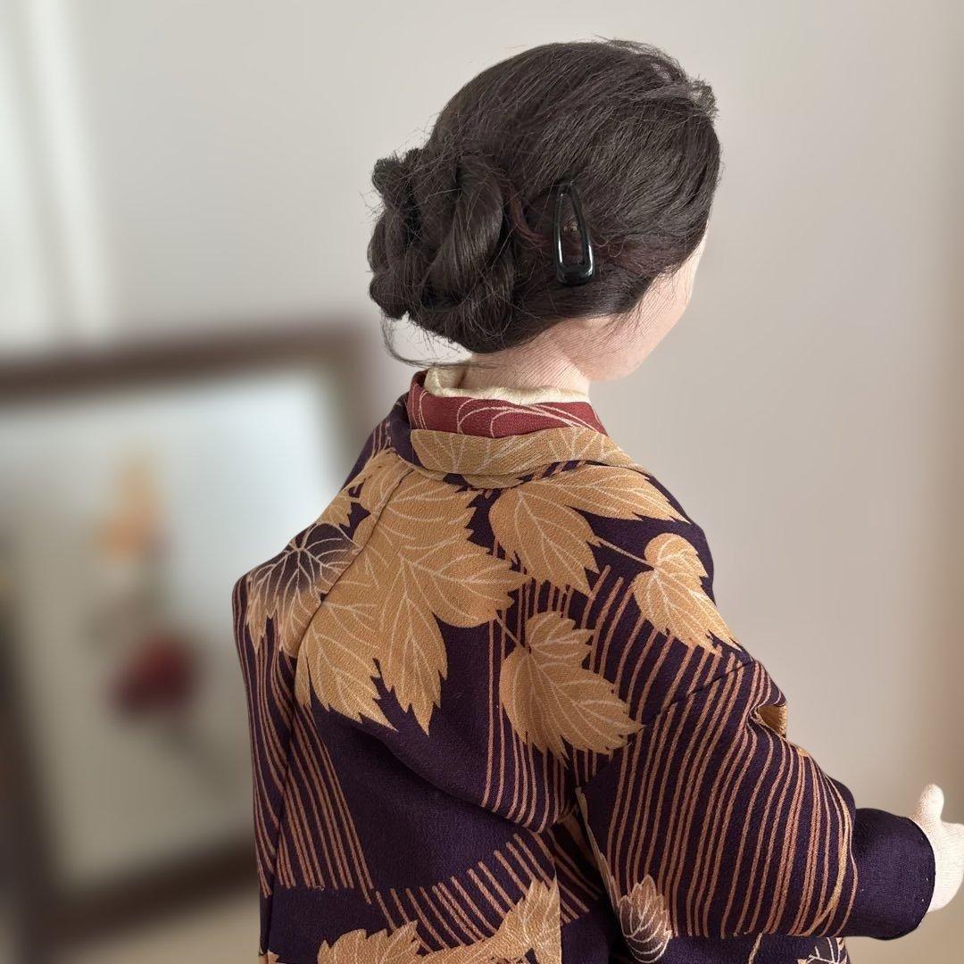 ⑬和服の人形（紫・赤模様）