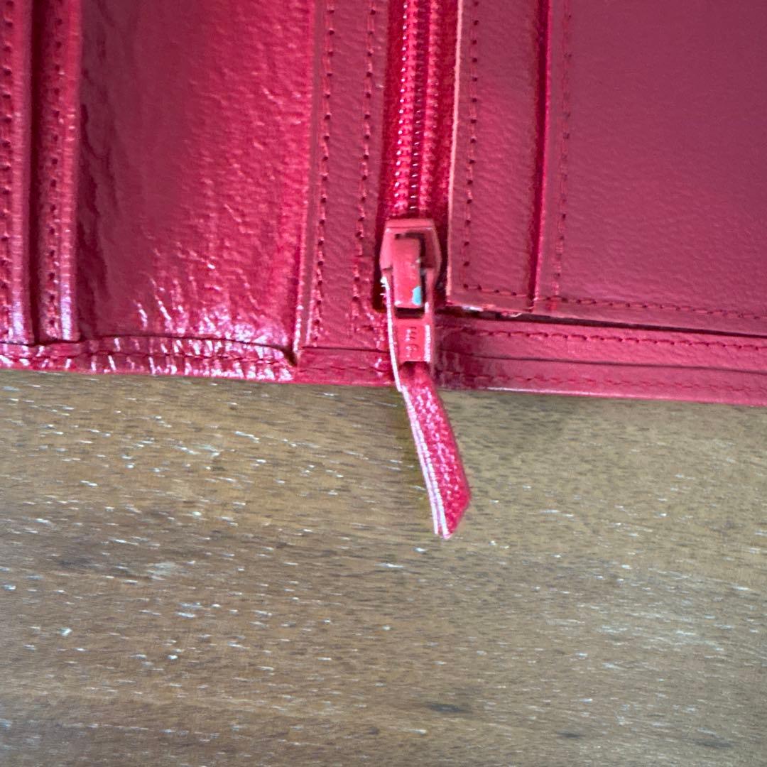 CHANEL レッド 二つ折り財布