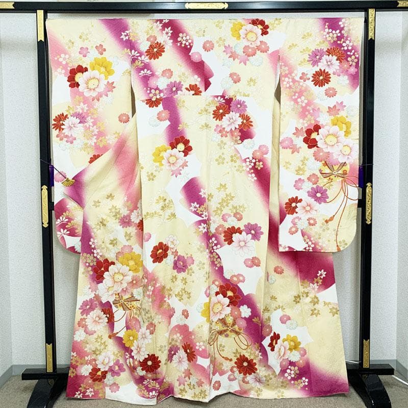 503z1.309y15.小物.半衿☆可愛い！ラメ中振袖 銀通し 金駒刺繍☆美品