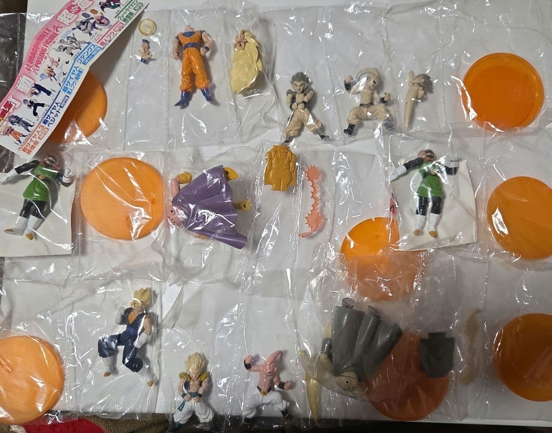 ドラゴンボールZ　魔人ブウ編フィギュア９体