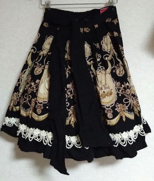 BABY,THE STARS SHINE BRIGHT　シンデレラ柄　スカート