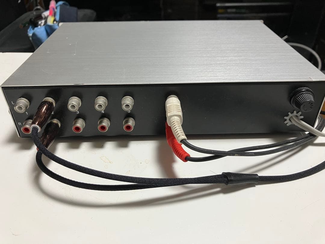 プリメインアンプ アルミニウム製