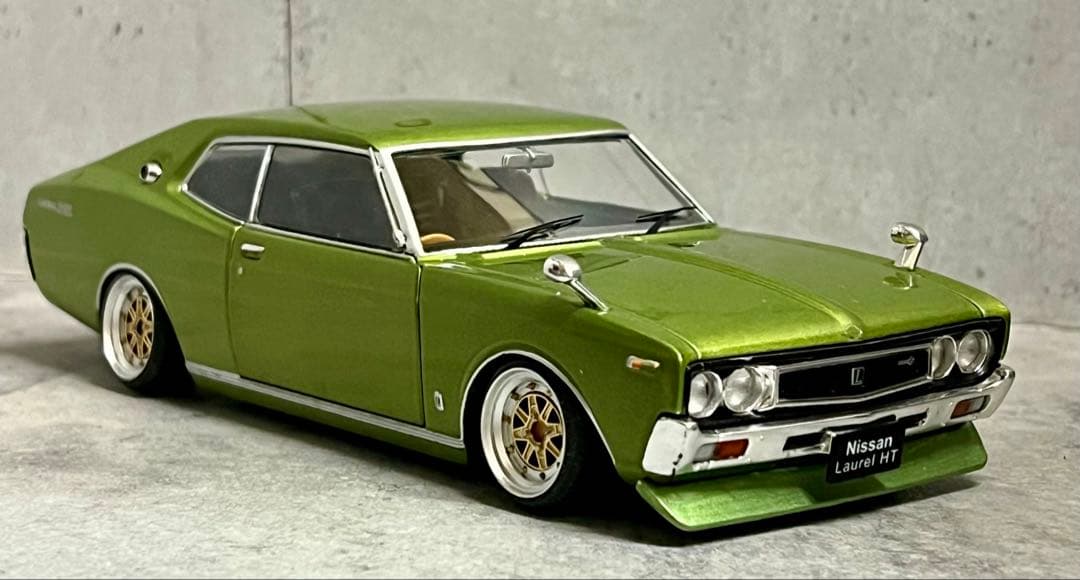 国産名車 1/24 ローレル カスタム ガレージ ジオラマ 旧車 ミニカー