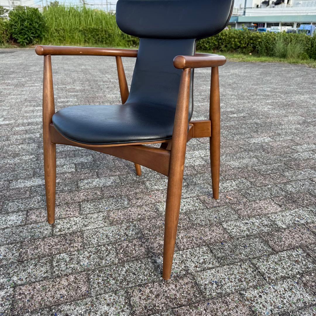 関家具　ダイニングチェア　アームチェア　肘掛け　DC Bordil ボーディル