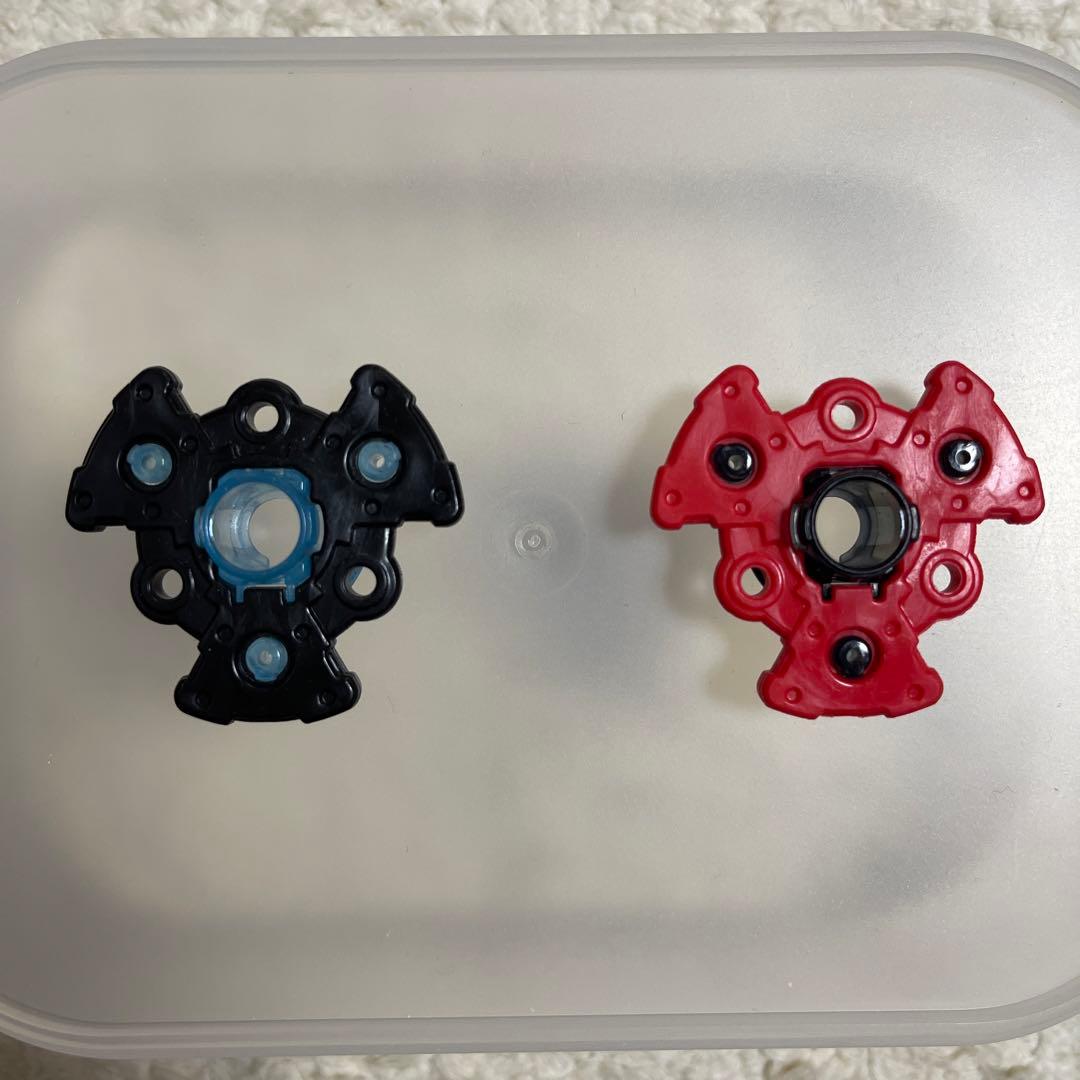 メタルファイトベイブレード　WBBA 大会入賞　激レア　限定カラー　トラック２種