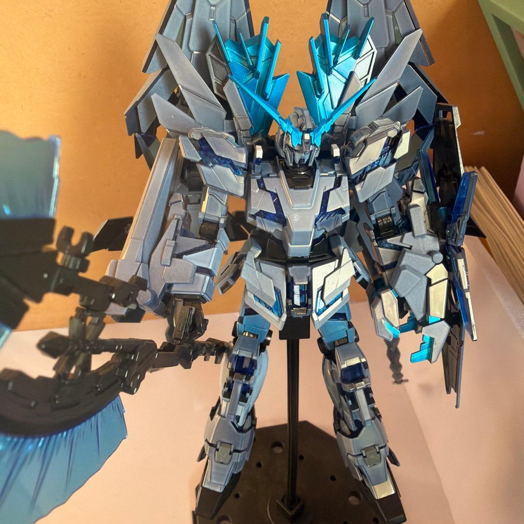 HG ペルフェクティビリティ　塗装完成品　ガンダムユニコーン