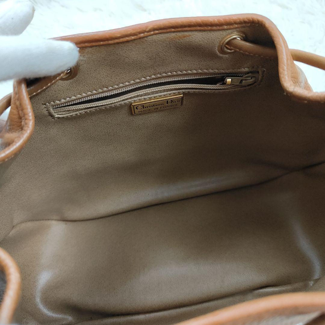本日限定価格　Dior　ショルダーバッグ　レザー　巾着　肩掛け　CD金具　シボ革
