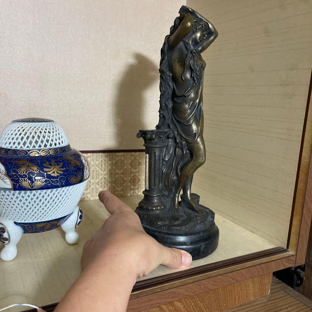 ブロンズ製女性像 彫刻