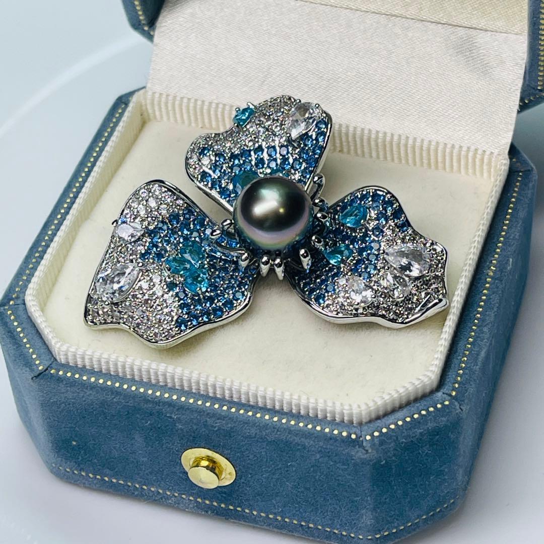 タヒチ　黑蝶真珠 南洋パール ブローチ　本真珠 ペンダント ピーコックグリーン