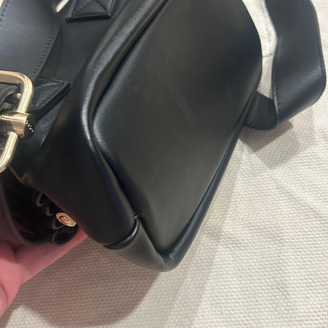 osoi オソイ　ブラック レザー ショルダーバッグ　韓国　ファッション　カバン