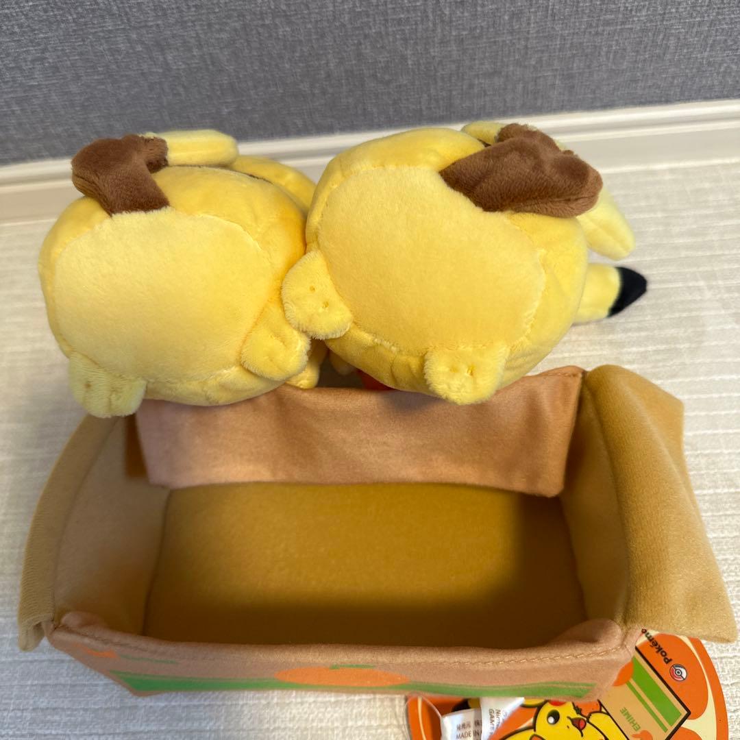 愛媛限定ポケモンセンター　ペアピカチュウぬいぐるみ