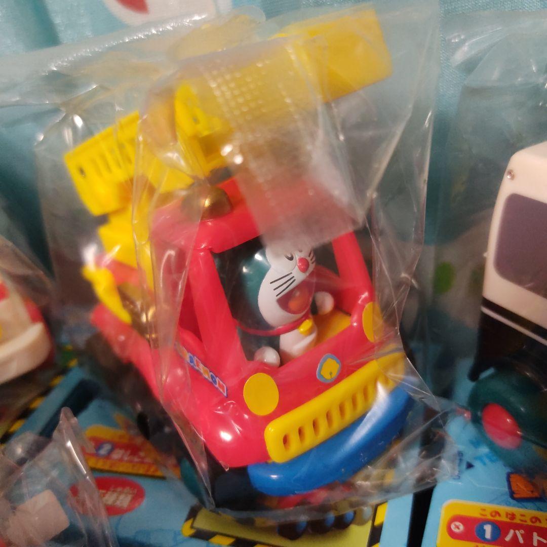 エポック社　ドラえもん　がんばるくるまたち