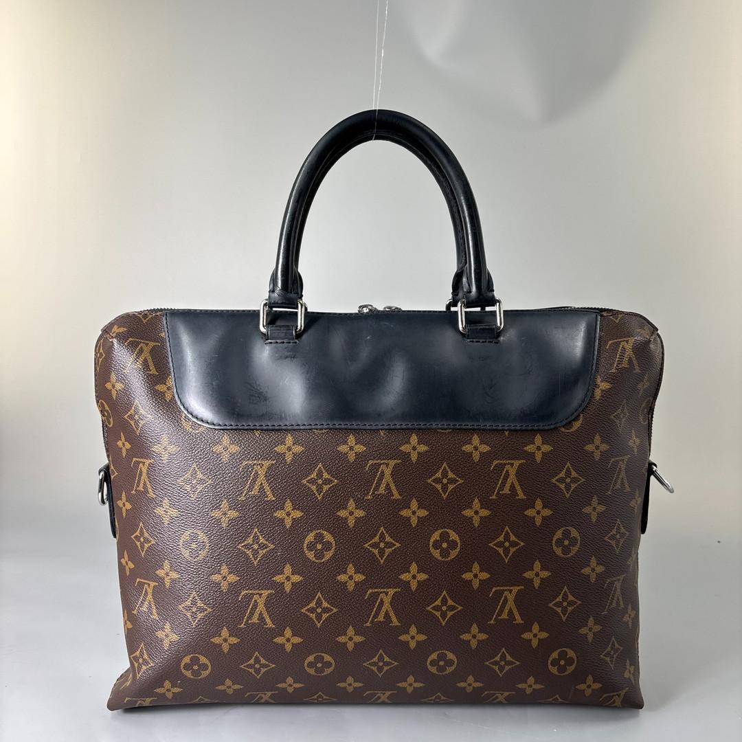 極美品 ルイヴィトン モノグラム マカサー ポルトドキュマン M54019
