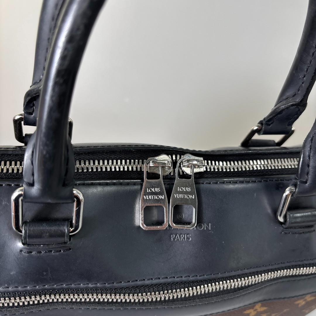 極美品 ルイヴィトン モノグラム マカサー ポルトドキュマン M54019