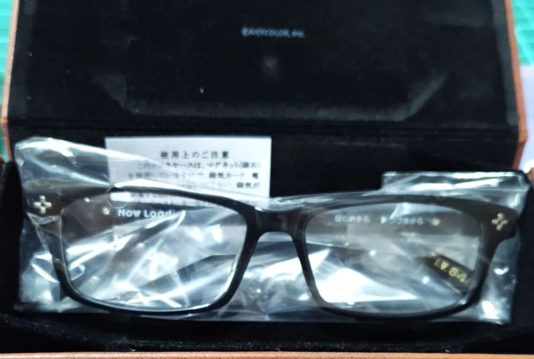 社築 モデル グッズセット 執事眼鏡 にじさんじ コラボ デモレンズ メガネ