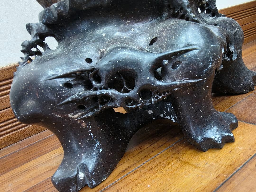 引き取り限定　中国美術　花の彫刻 陶器製　置物　アンティーク風　花瓶