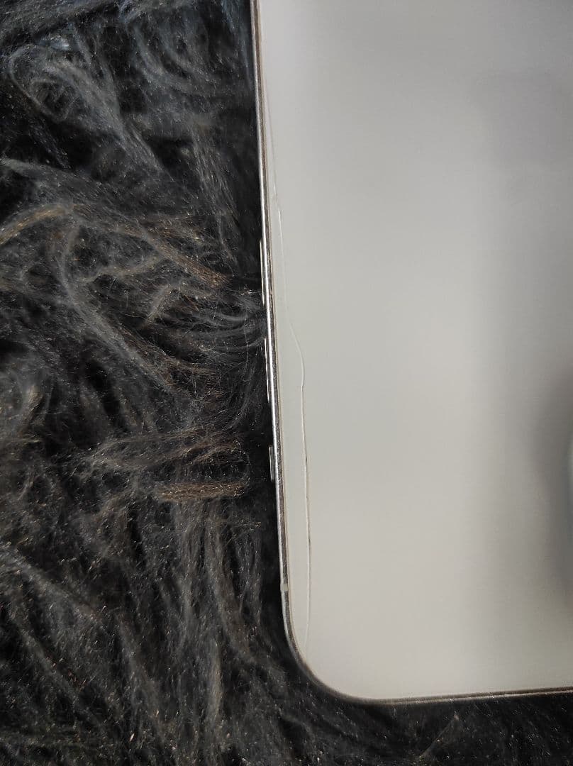 iPhone 12 Pro Max ( ジャンク) 画面ひび割れ 充電中