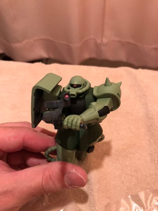 フィギュア「ザク」