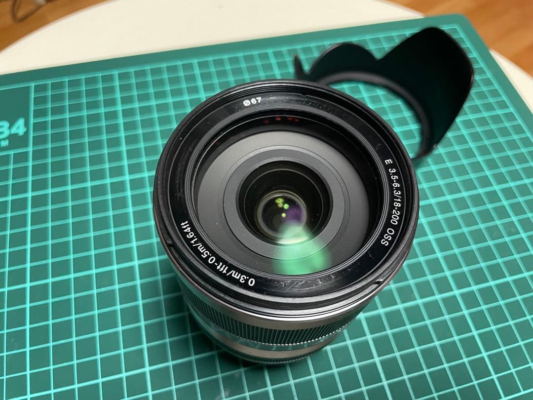 SONY E18-200mm F3.5-6.3 OSS （APS-C）