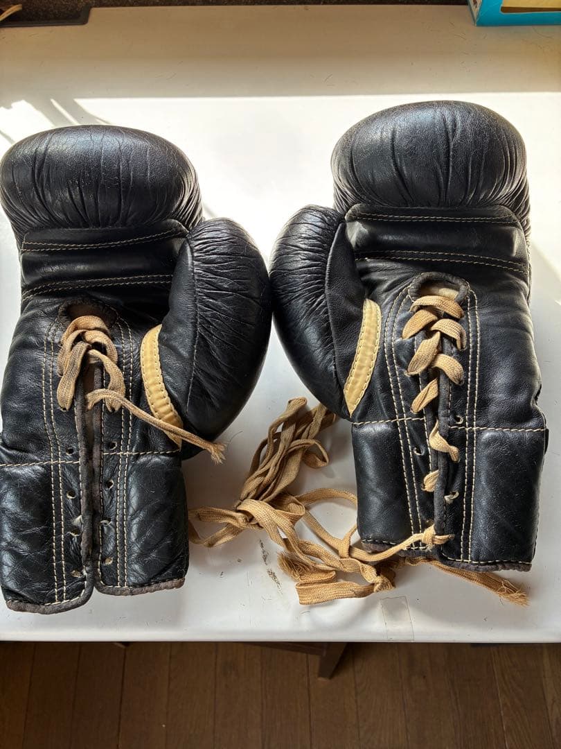 Winning ウイニング　ボクシンググローブ　ビンテージ　井上尚弥　昭和