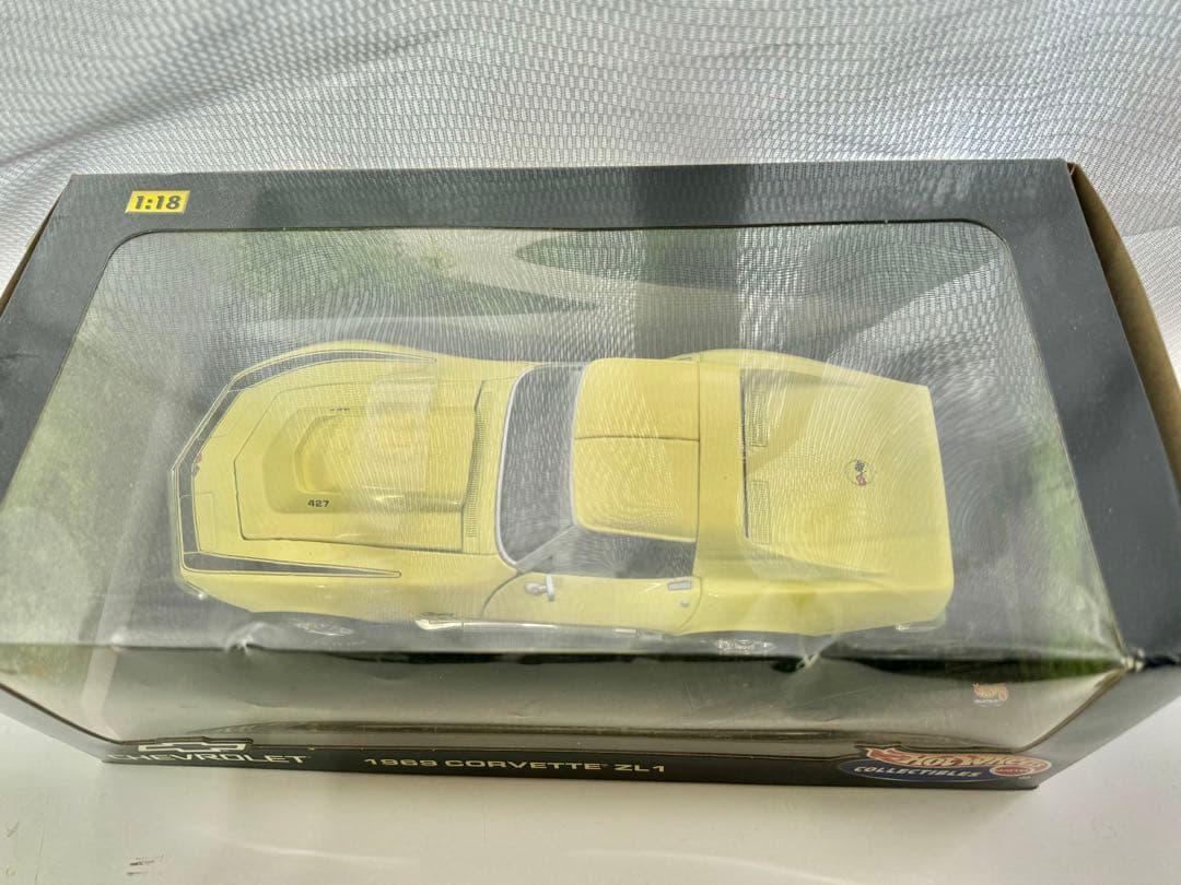 ホットウィール　シボレー・コルベット　ZL-1　1969  イエロー 1/18