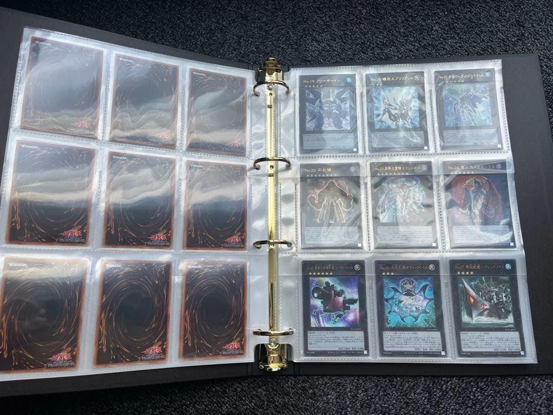 遊戯王　ナンバーズ コンプリートファイル カード・皇の鍵　欠品無し