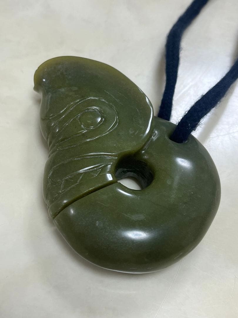 砡製 翡翠 縁起物 お守り ペンダント 天然石 お土産
