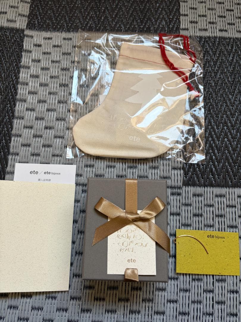 【未開封・ギフト仕様】ete [シャンデリア] K18YG クォーツ ピアス