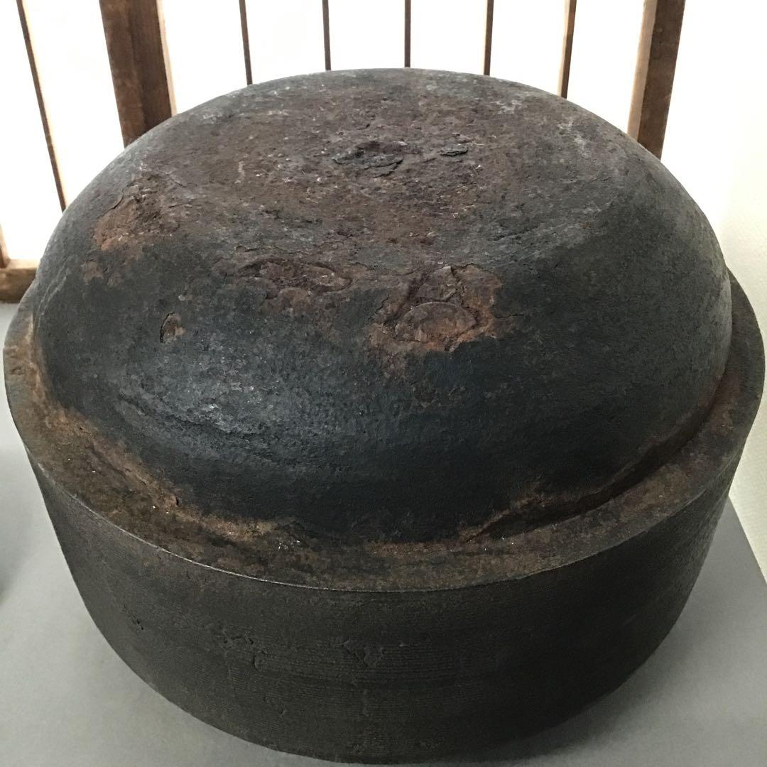 骨董品　茶道具　肩衝釜　蓋つまみ装飾豪華￼ 昭和36年以前の品　共箱　S80KK