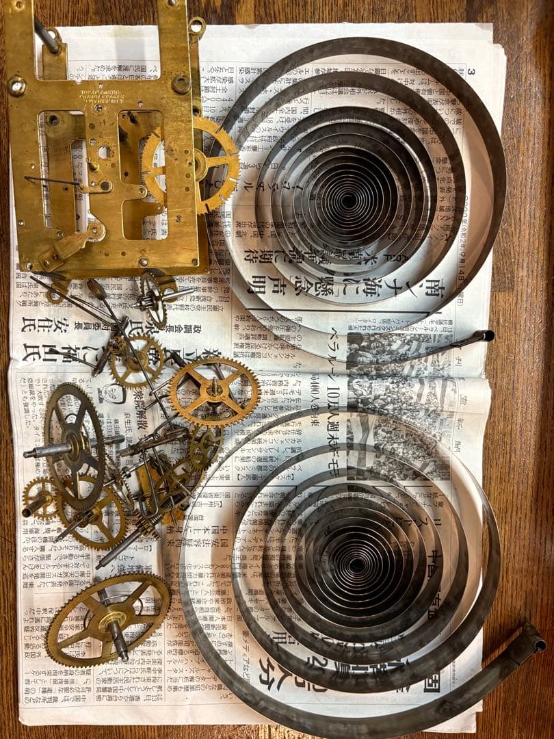 アメリカ製アンティーク寄せ木達磨時計