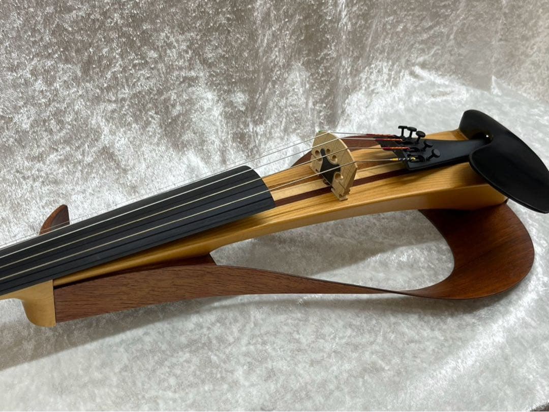 専用　Yamaha ヤマハエレクトリックバイオリン YEV105NT