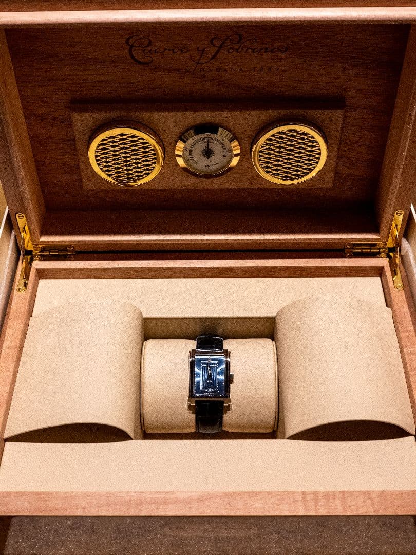 未使用 クエルボ・イ・ソブリノス プロミネンテ クラシコ 木箱付