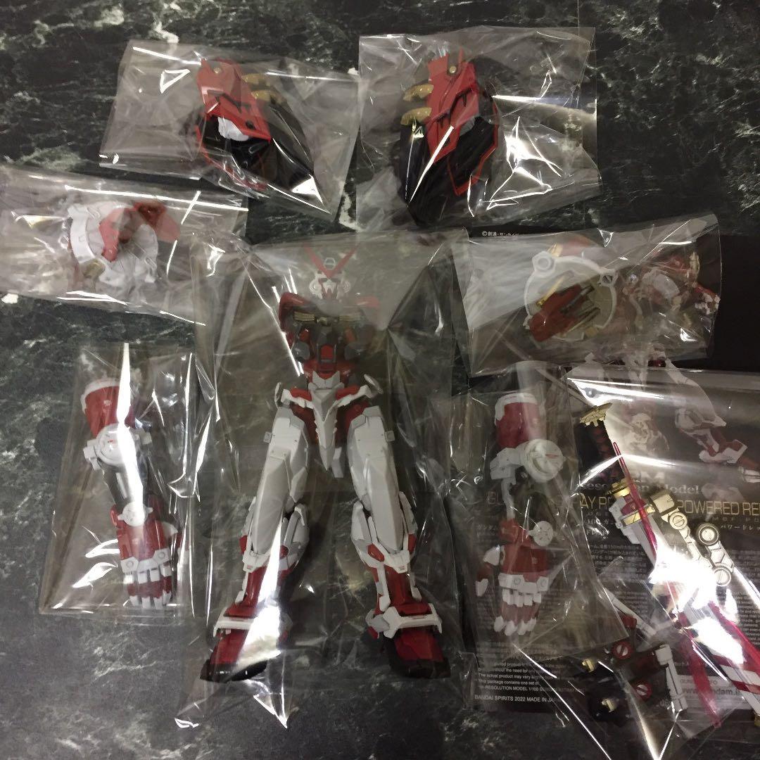 ガンプラ完成品　ガンダムアストレイレッドフレームパワードレッド　プラモデル完成品