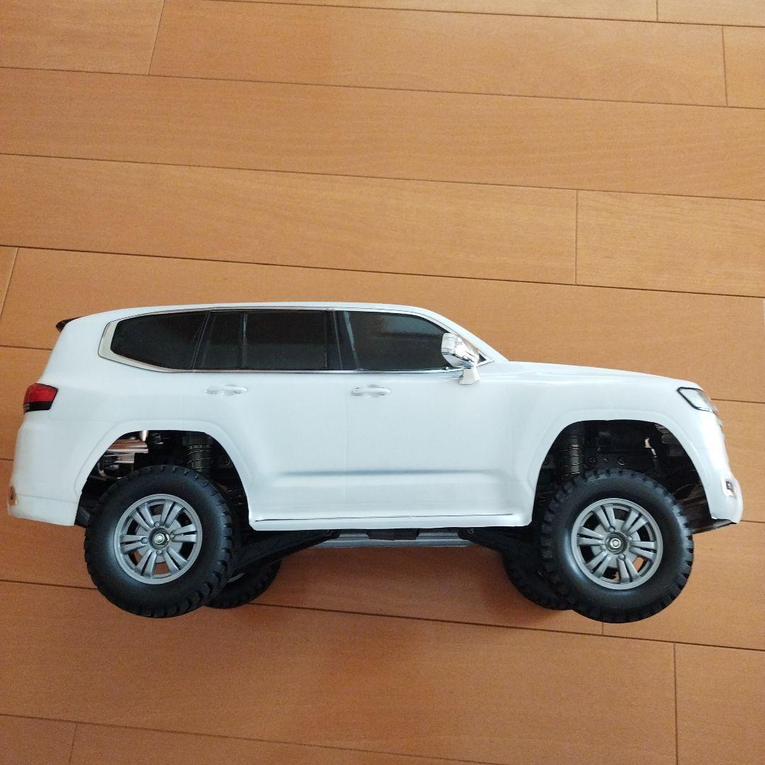 タミヤ　ランドクルーザー300（CC-02）