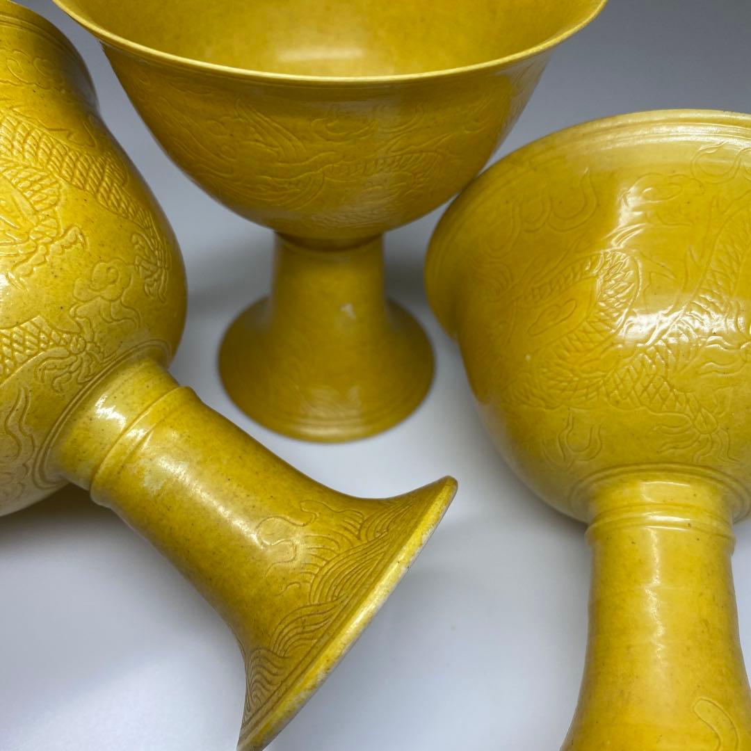 中国美術　大清康熙年製　黄釉馬上杯3客　高さ約9.5㎝　東Y7-0303☆2F