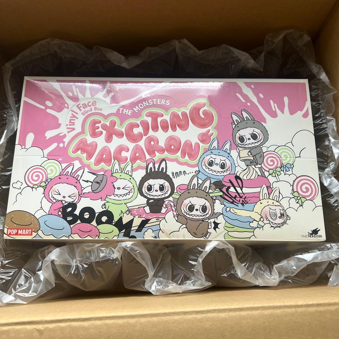 THE MONSTERS Exciting Macaron ぬいぐるみ