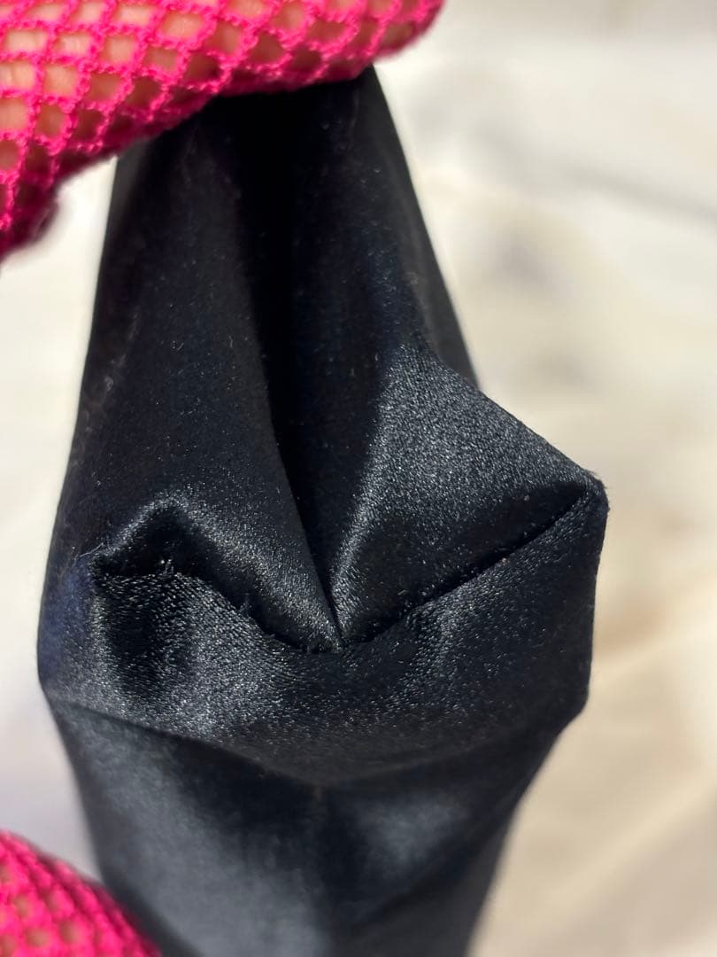 美品 ‼️GUCCI グッチ 黒 サテン　ゴールド金具 パーティーバッグ ‼️