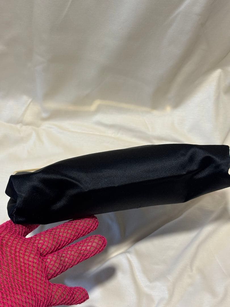 美品 ‼️GUCCI グッチ 黒 サテン　ゴールド金具 パーティーバッグ ‼️