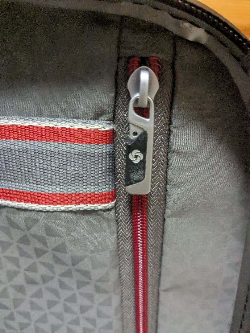 サムソナイト ハードスーツケース