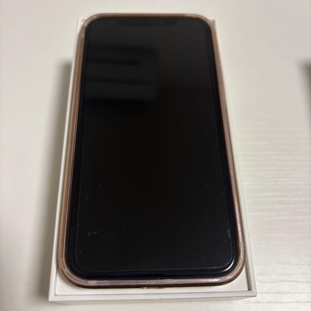 【美品】Apple iPhone 11（64GB）パープル SIMフリー