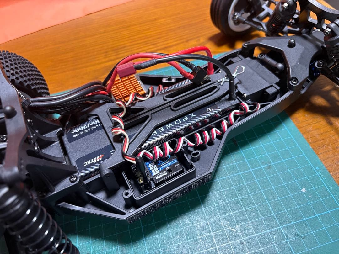 [美品] G-FORCE GENOVA Ver.2 2WD Buggy 完成品