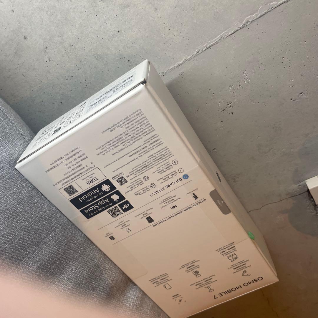 DJI Osmo Mobile 7 スマートフォンスタビライザー