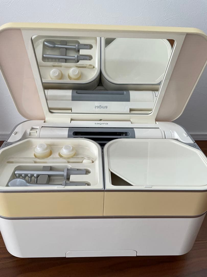 サキナ　saqina 美顔器 ビジュー