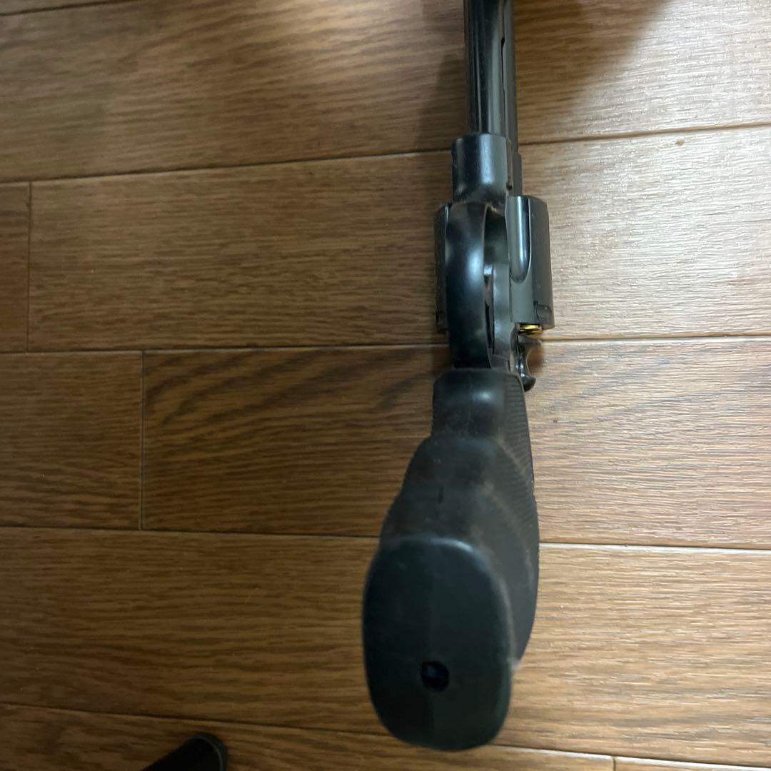 ブラックリボルバーガスガン