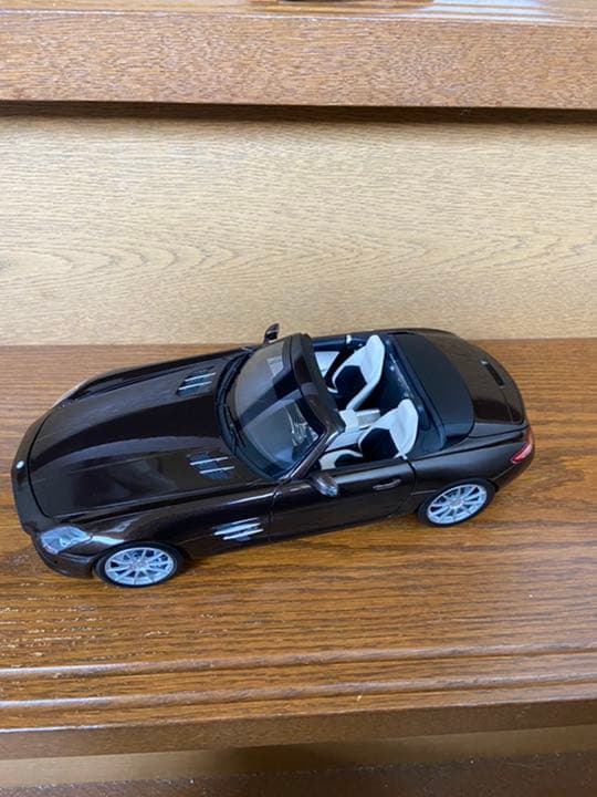 ミニカー Mercedes-Benz SLS AMG Roadster