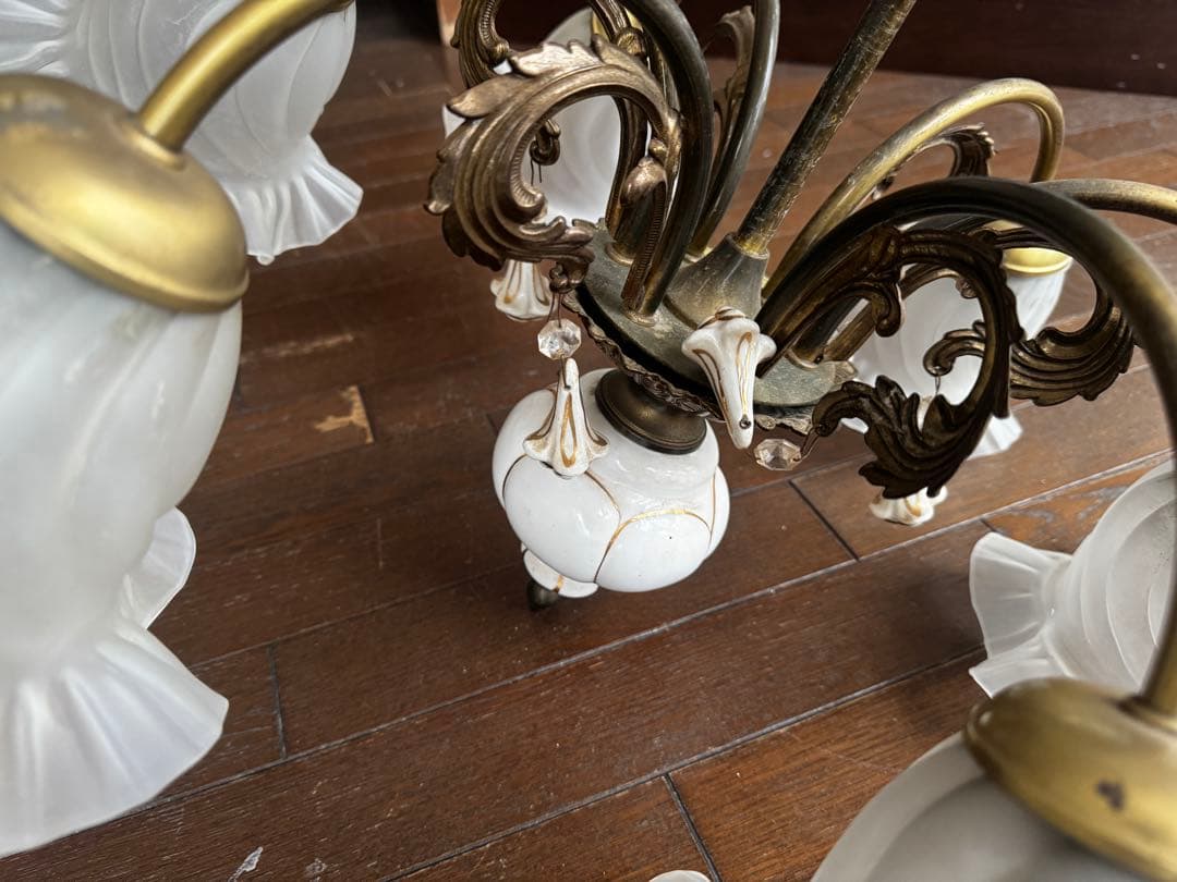 レトロ 照明 ヤマギワ フラワー型シェードのシャンデリア