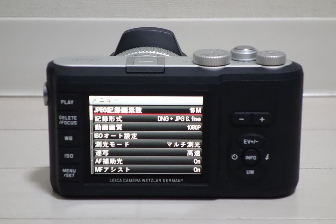 概ね良品 防水 コンパクトデジタルカメラ X-U Type113 LEICA